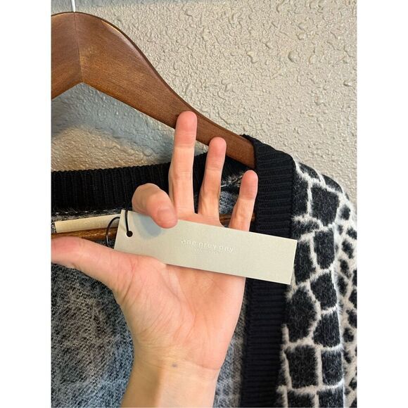 One Grey Day Revolve Meg Open Duster Size Small NWT - Picture 3 of 5